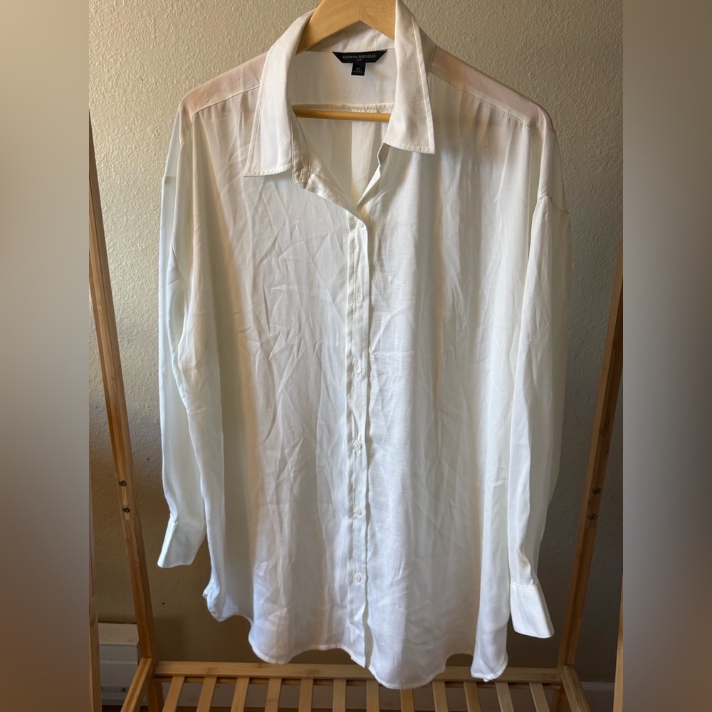Banana Republic Ivory Button Down Tunic Shirt XL Lightweight Casual Blouse